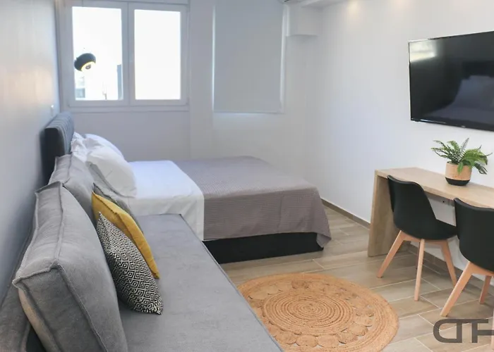 Апартаменты New Deluxe 1 Downtown Thessaloniki-fully Equipped Салоники