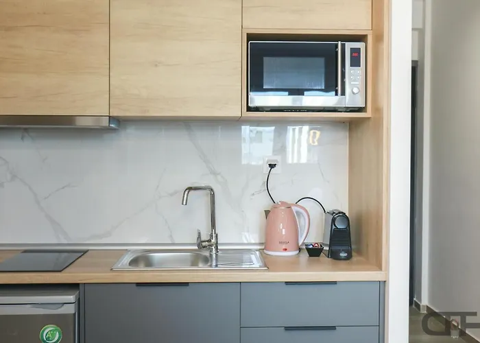 New Deluxe 1 Downtown Thessaloniki-fully Equipped * Салоники